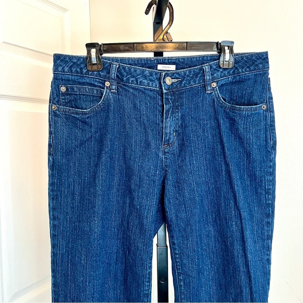 Women's Liz Claiborne Blue Denim Stretch Capri With Pockets Size 12 - Picture 5 of 7